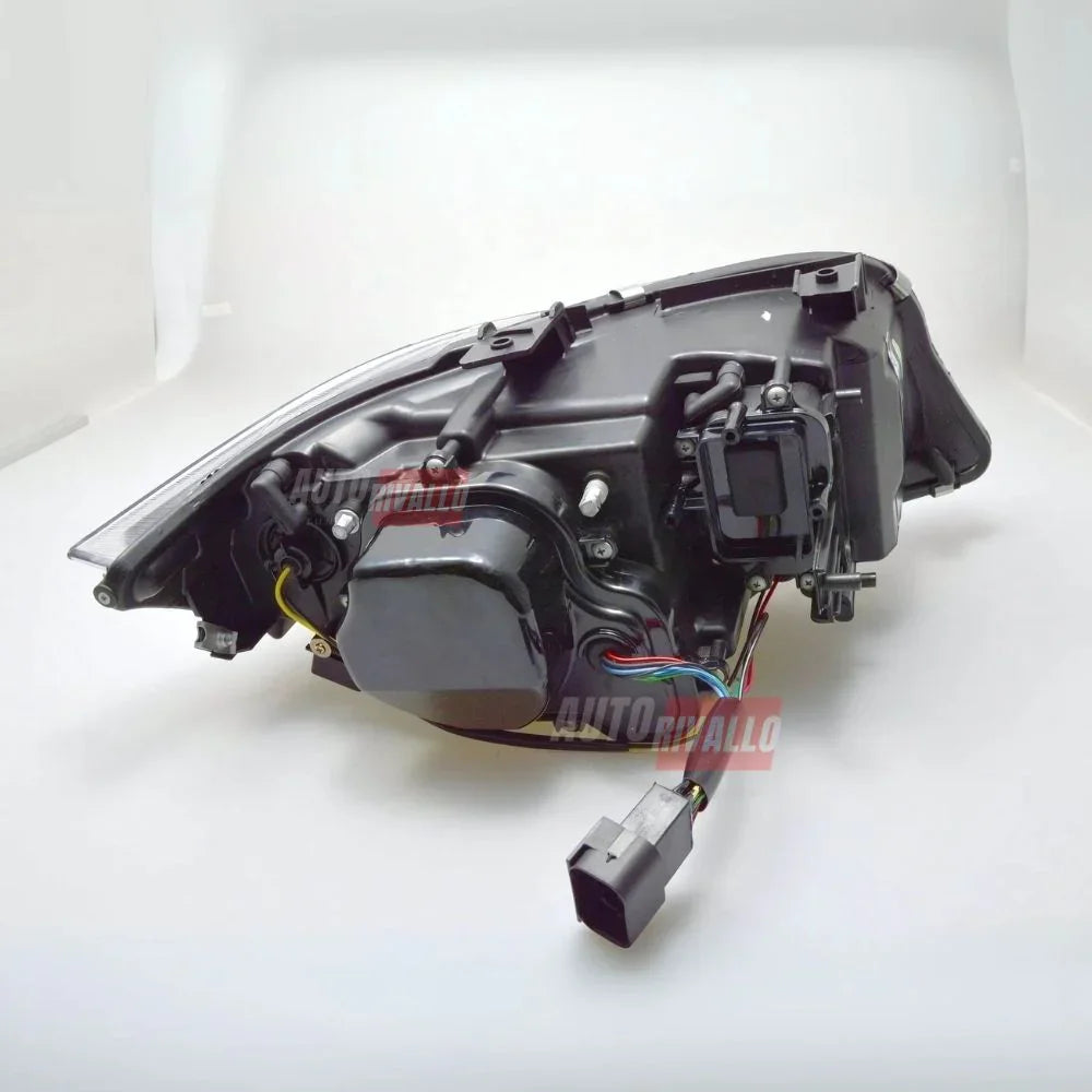 BMW Serie 3 E90 E91 05-08 Fari Anteriori Angel Eyes 3D U-LED - autorivallo