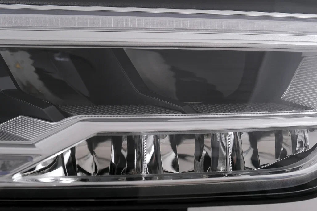 Audi Q3 8U Facelift 2015-2018 Fari Anteriori Full LED - Nero - autorivallo