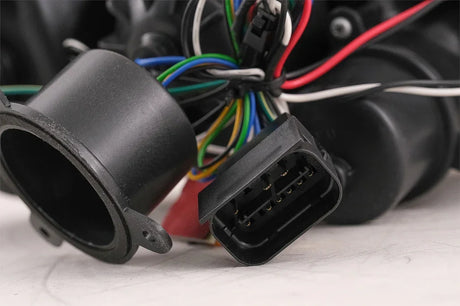 BMW Serie 3 E90 E91 2005-2008 Fari Anteriori LED 3D Neri - autorivallo