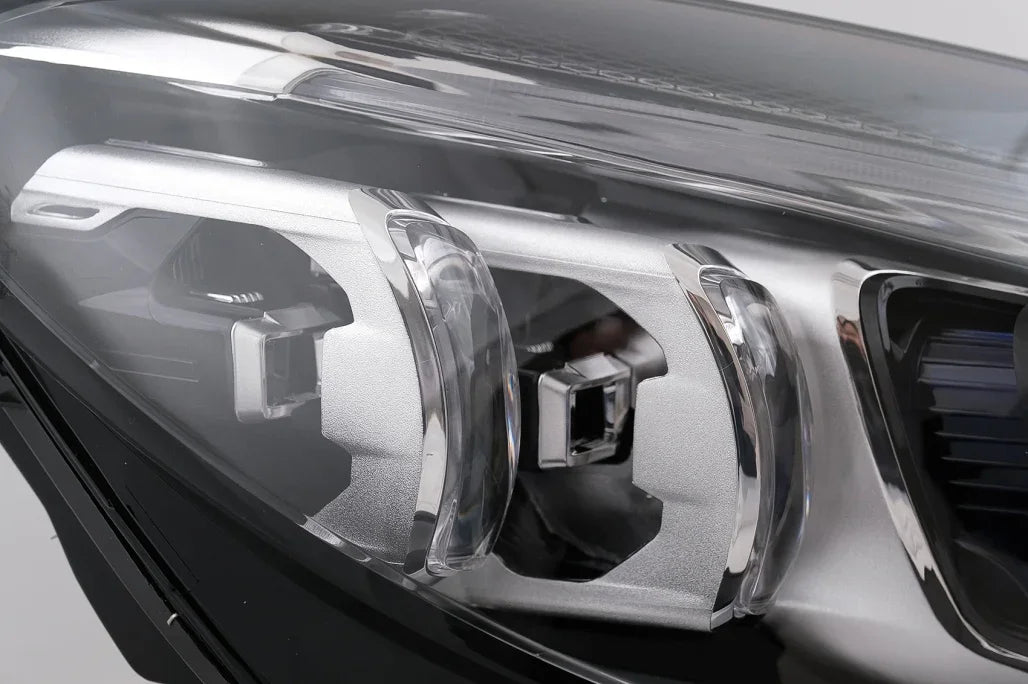 Mercedes Classe C W205 S205 2014-2018 Fari Anteriori Full LED - autorivallo