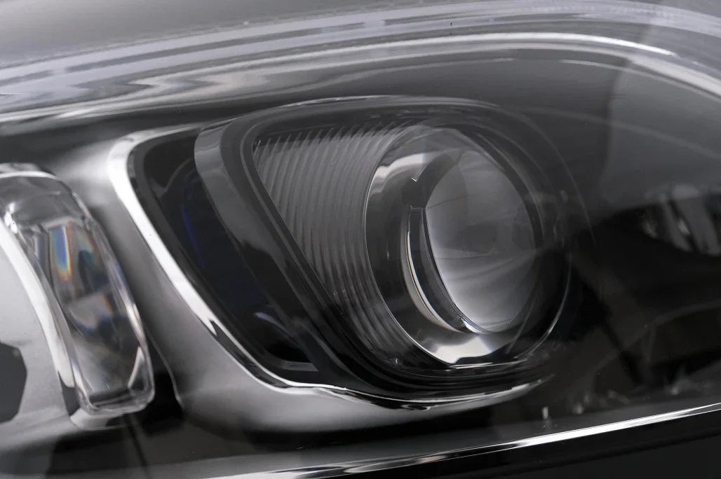 Mercedes Classe C W205 S205 2014-2018 Fari Anteriori Full LED - autorivallo