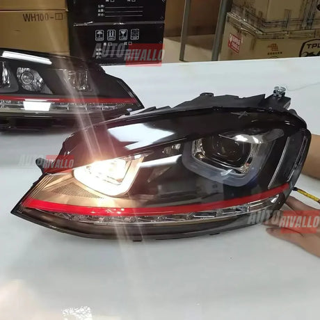 VW Golf 6 2008-2012 Fari Anteriori GTI Look LED Sequenziale - autorivallo