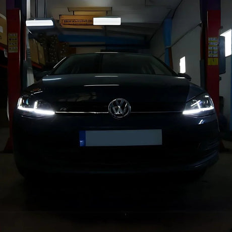 VW Golf 7 2012-2017 Fari Anteriori Full LED Ottica R-Line - autorivallo