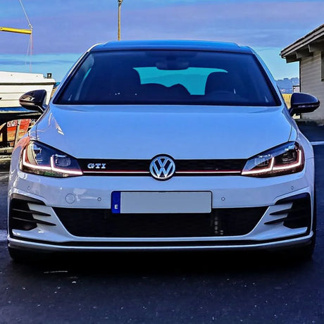 VW Golf 7 2012-2017 Fari Anteriori LED GTI Look Freccia SEQ - autorivallo