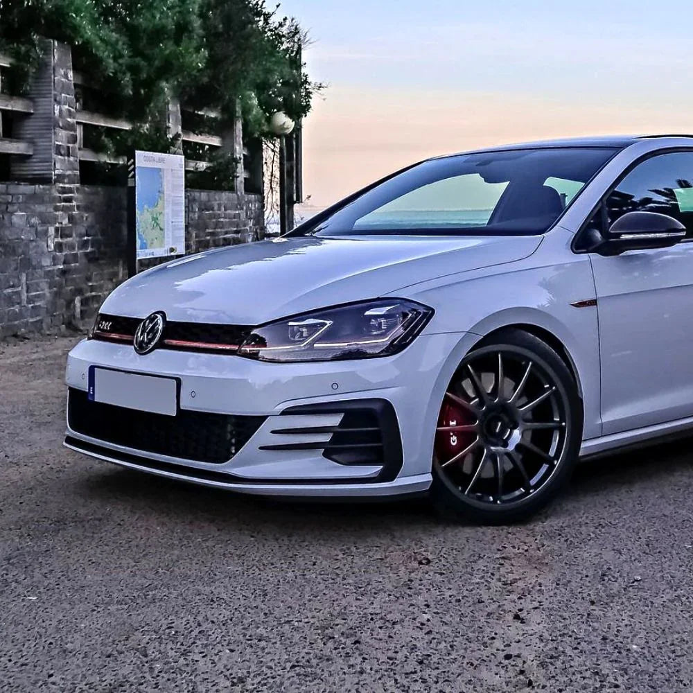 VW Golf 7 2012-2017 Fari Anteriori LED GTI Look Freccia SEQ - autorivallo