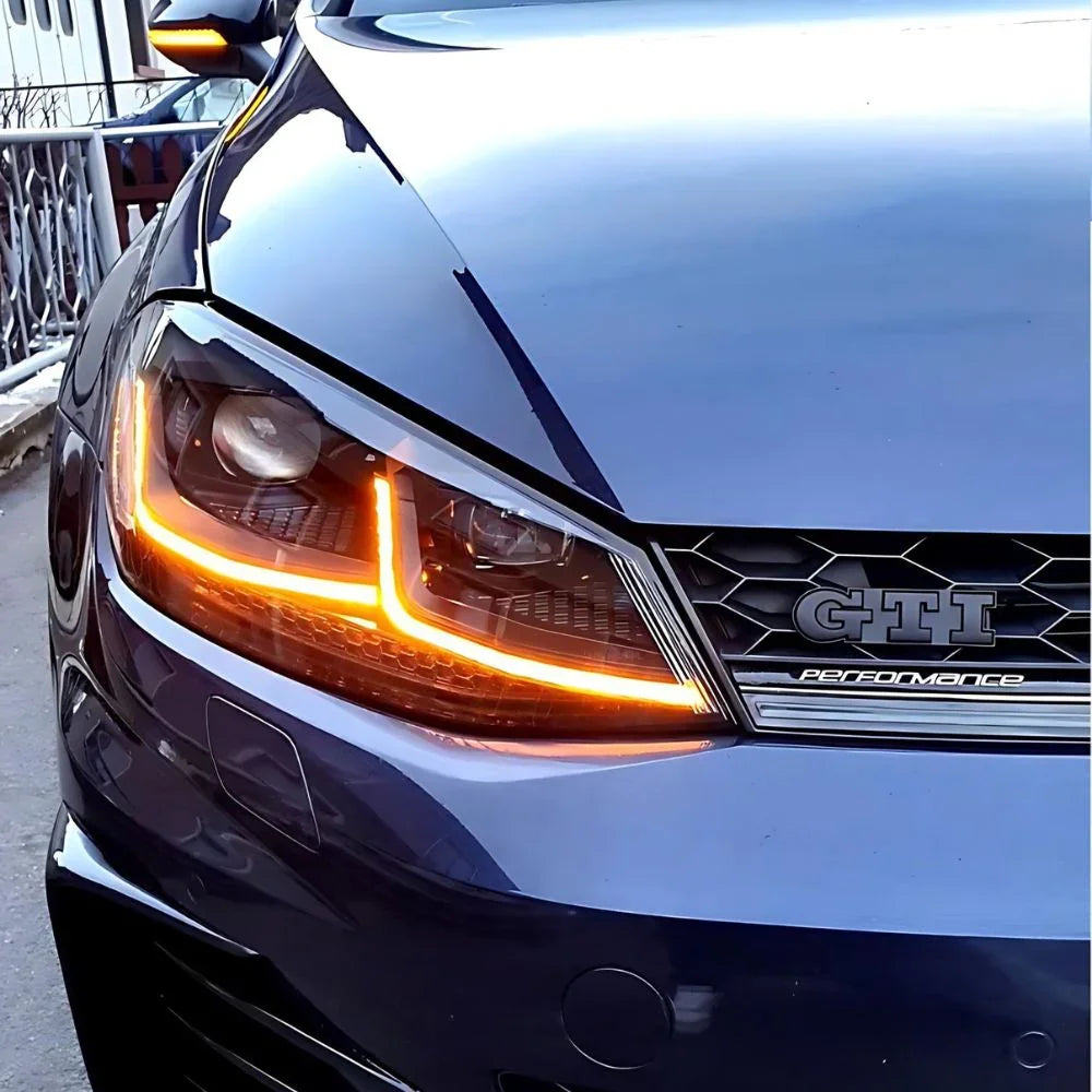 VW Golf 7.5 2017-2019 Fari Anteriori Full LED R-Line Look SEQ - autorivallo