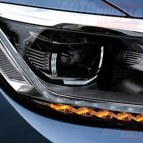 VW Passat B8 2014-2019 Fari Anteriori LED Matrix Frecce SEQ - autorivallo