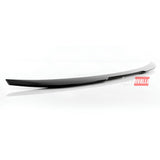 Dettaglio finitura ABS nero lucido spoiler BMW G22