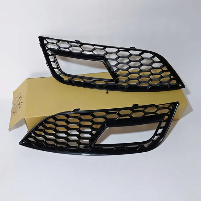 Audi A4 B8 2011-2015 Griglie Fendinebbia RS4 a Nido D'ape - autorivallo